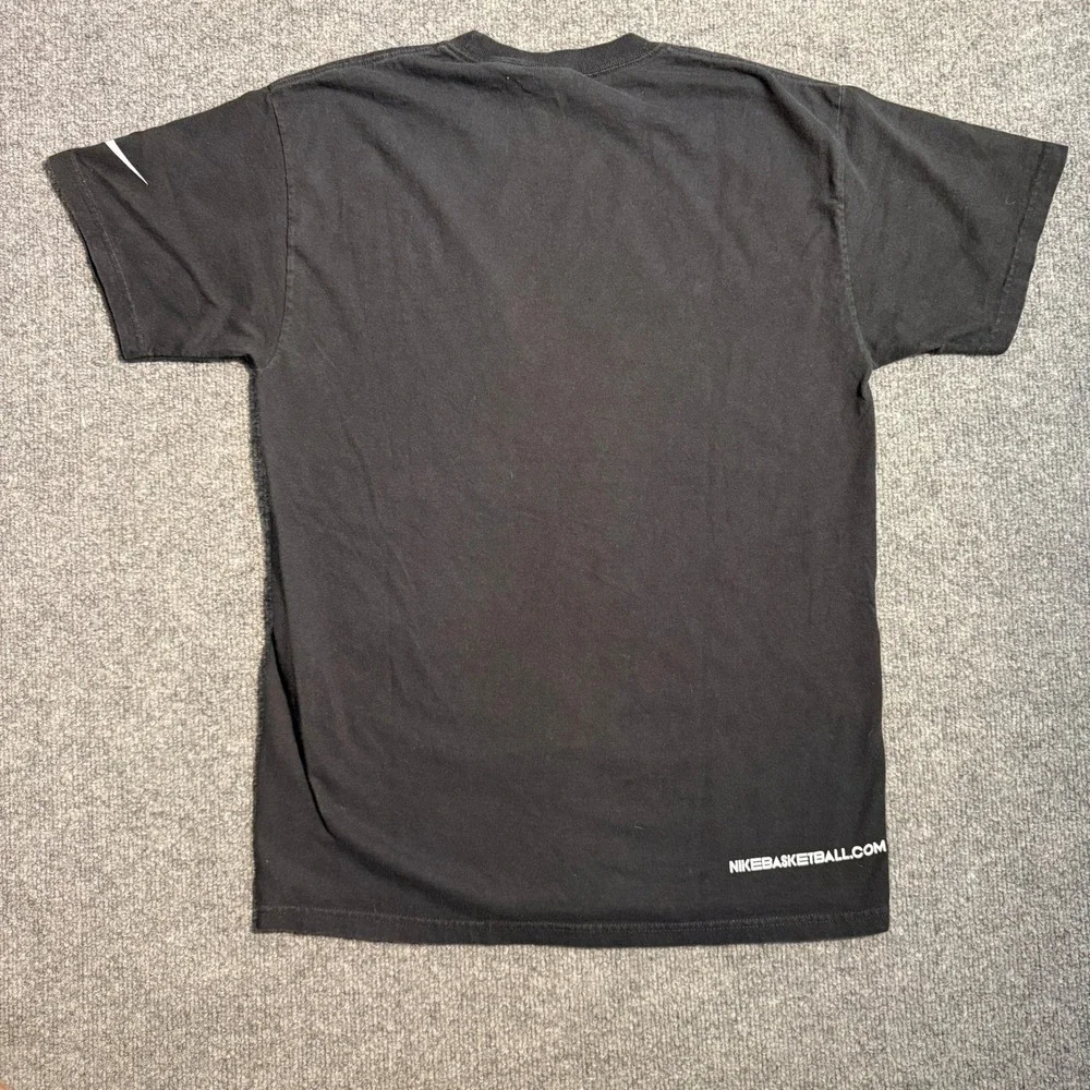 2009 Nike LeBron James Witness MVPuppet Graphic T-Shirt Black Mens Medium